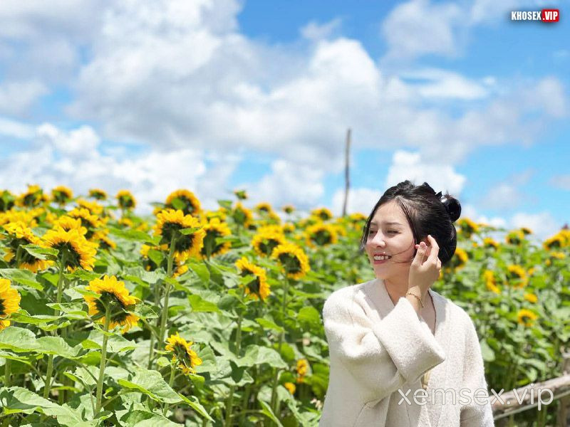 anh-dit-sau-vo-lon-em-ha-suong-qua-anh-hinh-05