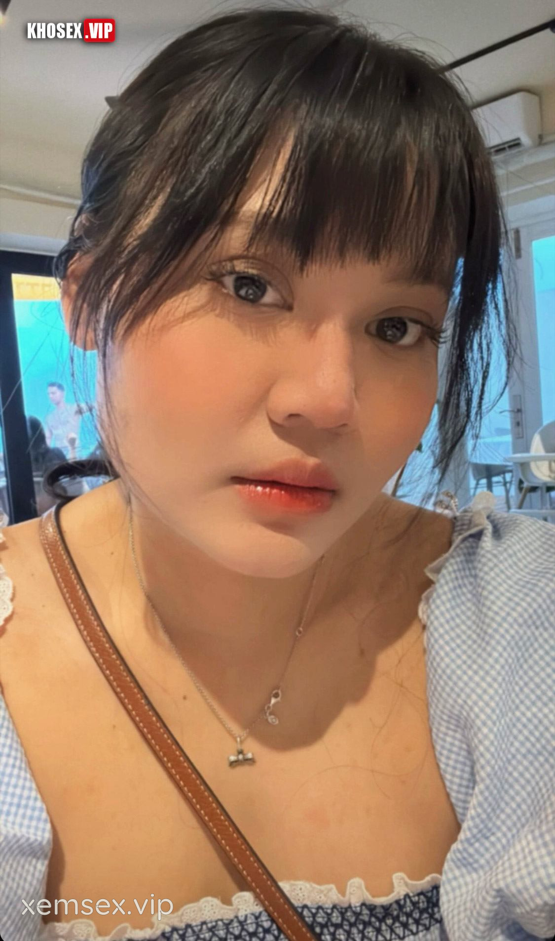 be-2k1-lon-mup-dam-dang-bdsm-ren-thoi-ken-lut-can-hinh-04