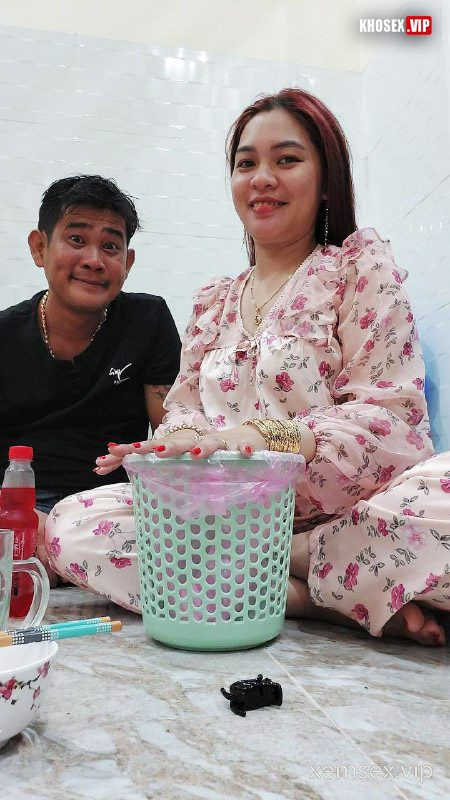 cap-vo-chong-phuot-thu-bu-lon-chich-vo-xuat-trong-full-clip-pic-hinh-06
