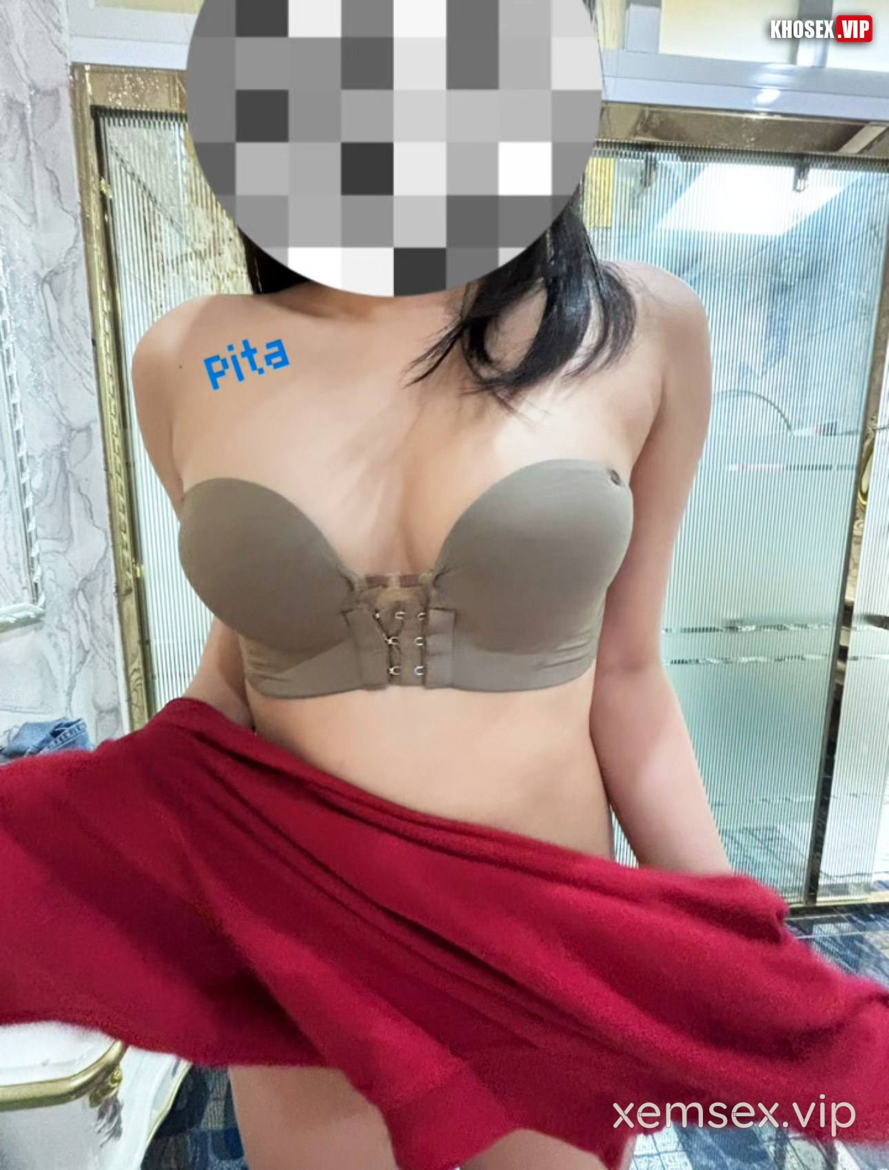 checker-pita-don-eny-sinh-vien-len-sg-nhap-hoc-lam-2-nhay-tai-te-uot-nhep-moi-chiu-hinh-02