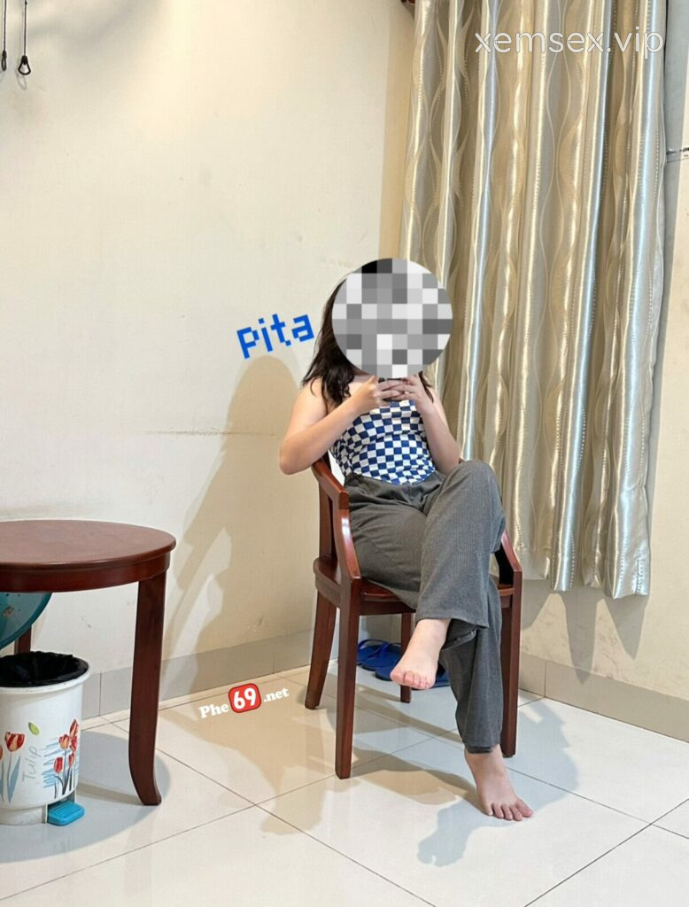 checker-pita-trua-nung-sang-dit-be-non-to-vu-nay-cute-de-thuong-hinh-03-778×1024-1