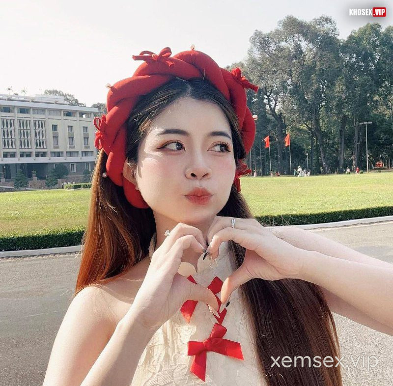 chich-em-ghe-lon-dam-cuc-xinh-keu-to-hinh-01