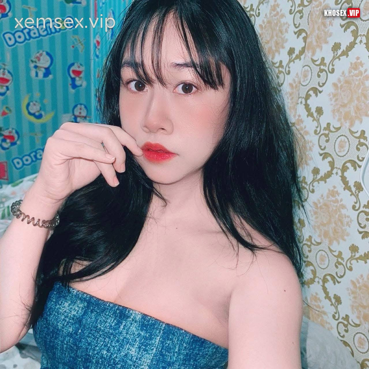 chich-em-nguoi-yeu-hotgirl-nhan-vien-dien-may-xanh-dam-dang-hinh-02