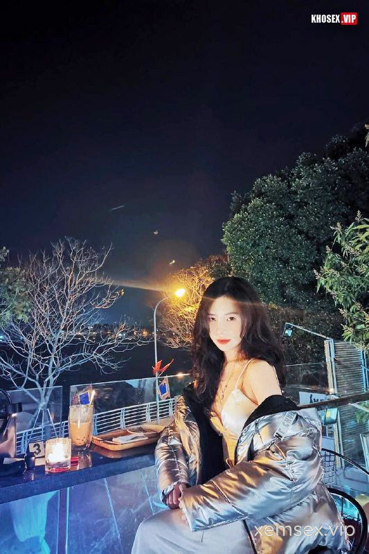 choi-lo-lon-chua-da-anh-chuyen-sang-lo-nhi-lam-em-suong-phe-hinh-03
