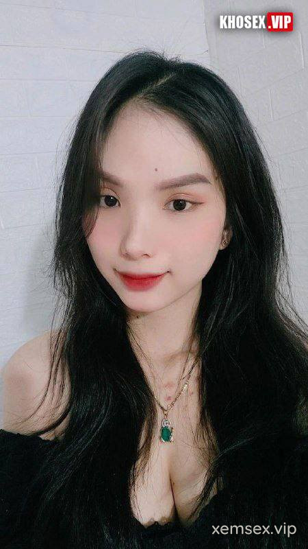 clip-sex-em-deo-kinh-vay-xanh-xinh-dam-dang-ngon-cuc-hot-full-clip-pic-hinh-03