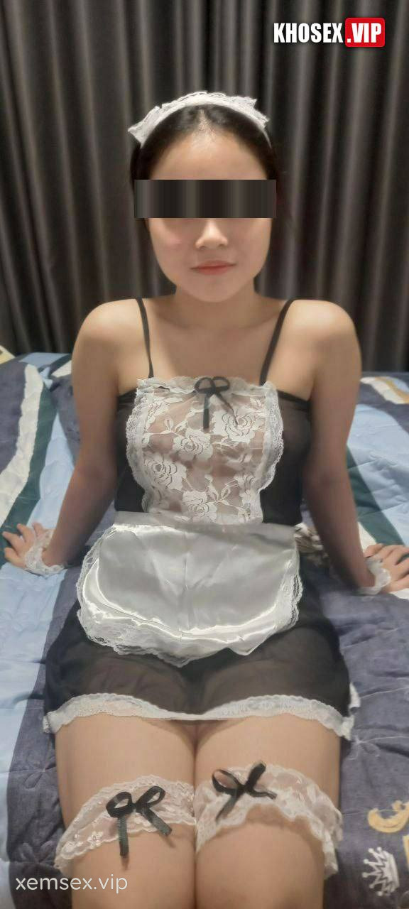 clip-sex-em-sinh-vien-dai-hoc-van-hien-lam-no-le-tinh-duc-cho-trai-tay-full-clip-pic-hinh-01