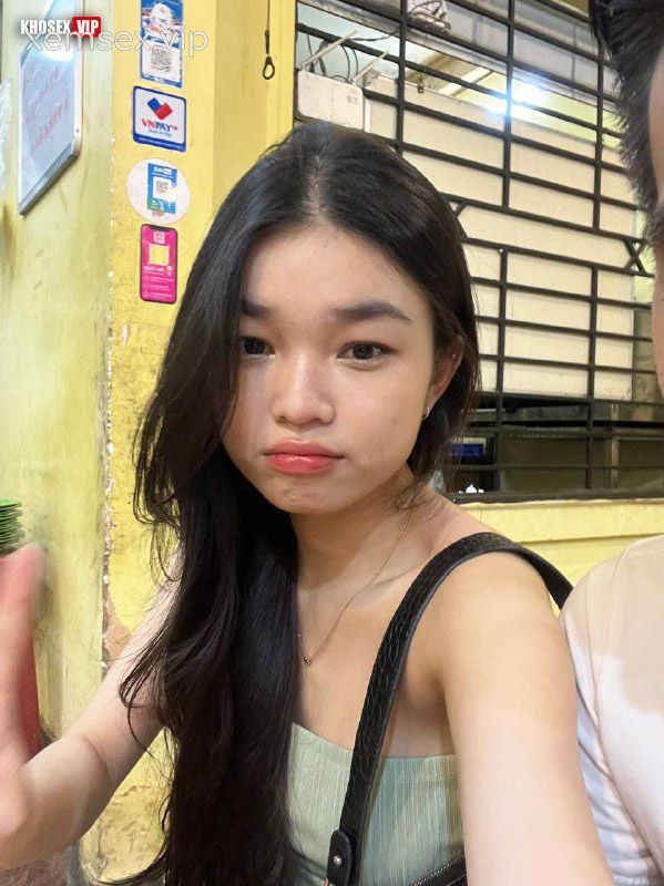 clip-sex-em-teen-xinh-va-ban-trai-em-bu-cai-net-dam-qua-phan-2-hinh-07