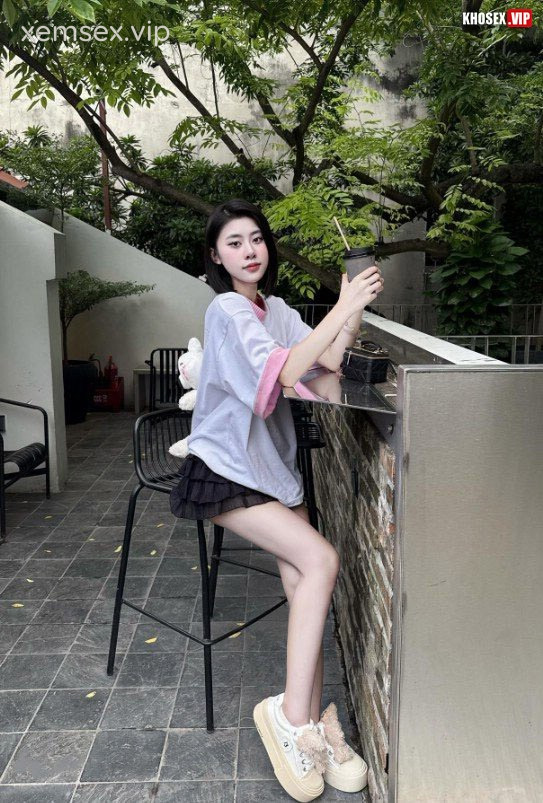 clip-sex-ong-chu-50-tuoi-dit-toi-tap-em-ngoc-quynh-phu-tho-lam-em-ren-la-hinh-01