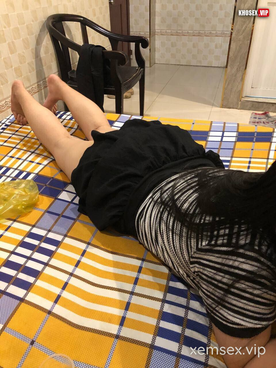 clip-sex-viet-du-xuat-tinh-vao-lon-em-huynh-mi-suong-co-giat-rung-ca-buom-full-clip-pic-phan-2-hinh-28