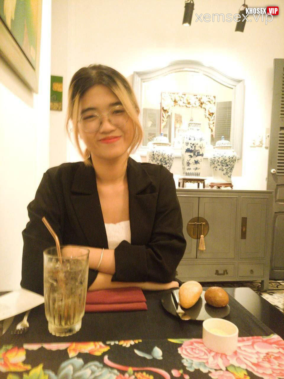 cu-anh-dai-qua-em-cuoi-ngua-nung-chiu-khong-noi-phan-2-hinh-04