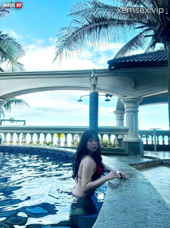 dit-em-nhan-vien-sale-oto-cuc-ngon-dam-thuy-em-ra-lenh-lang-hinh-05