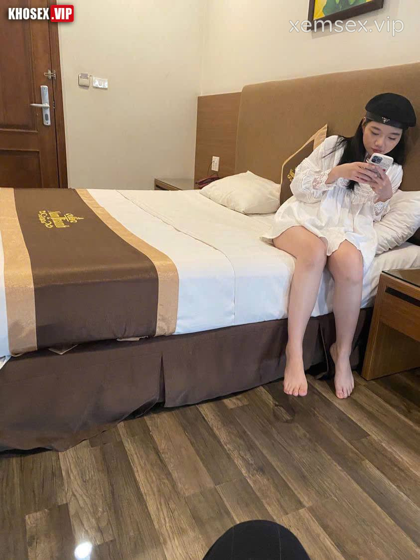 em-hot-girl-lieuphan02-lo-clip-sex-thoi-con-di-hoc-hinh-04