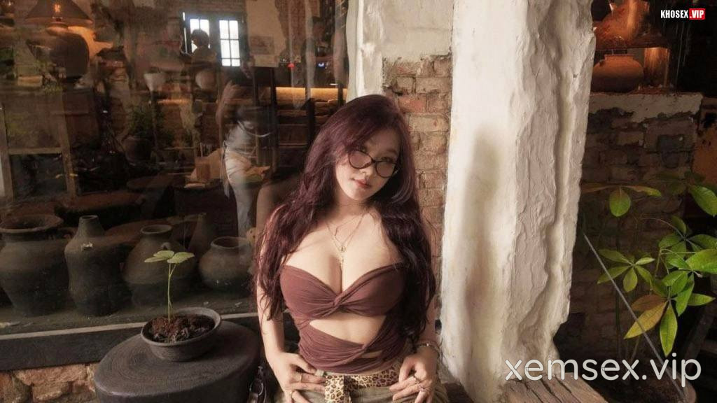 em-quynh-anh-vu-to-lon-mup-cuoi-ngua-thiet-kich-thich-hinh-08