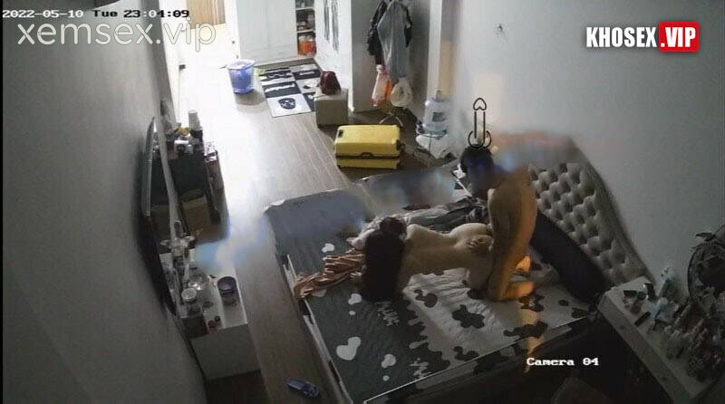 hack-camera-cap-vo-chong-tre-co-vo-tre-dep-dit-cung-chong-hai-thang-lien-tiep-hinh-05