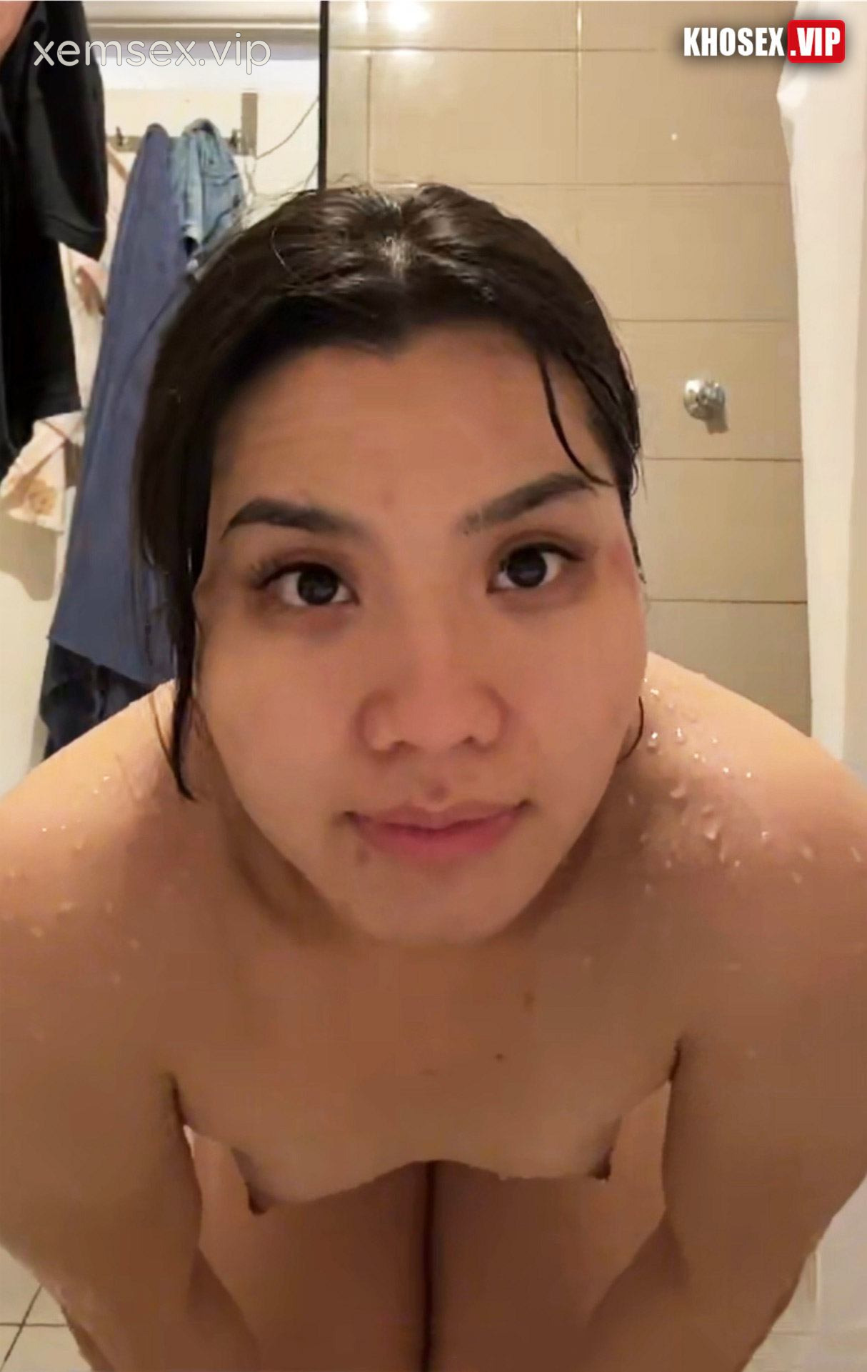 katie-pham-du-hoc-sinh-dam-dang-chuyen-chich-dao-cung-cac-sinh-vien-nguoi-uc-full-clip-pic-hinh-22