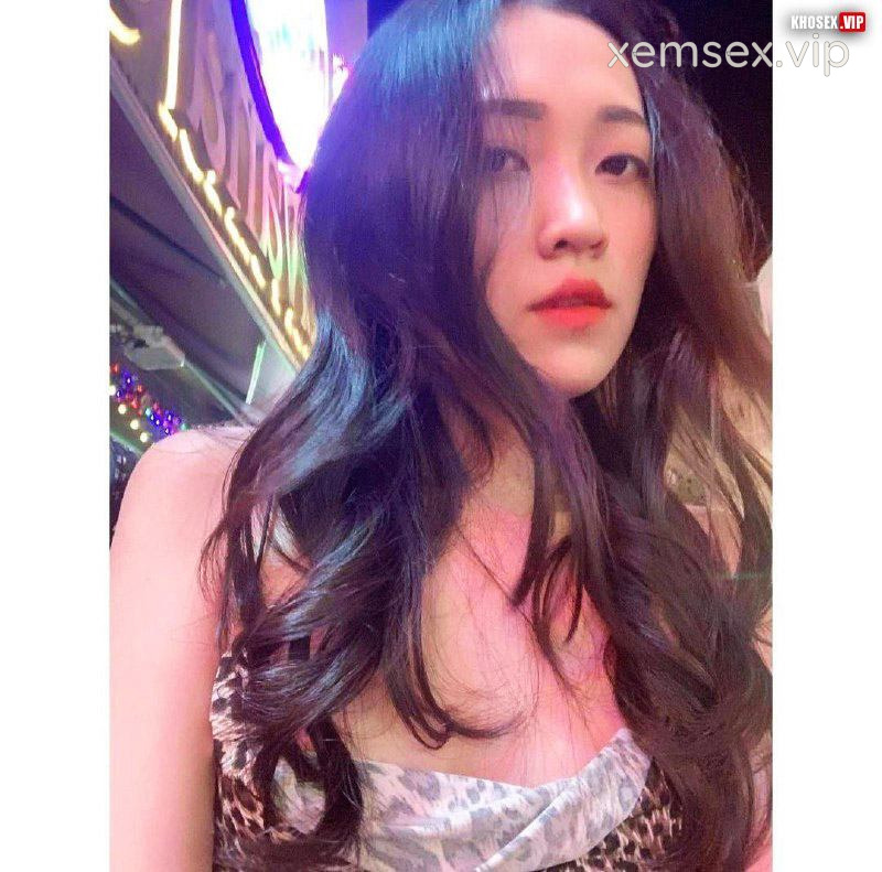 keo-chan-em-nguoi-yeu-len-du-xuat-tinh-tran-lon-hinh-02