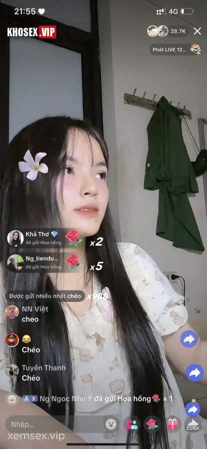 lo-clip-sex-dap-em-tiktoker-linh-tay-hinh-03