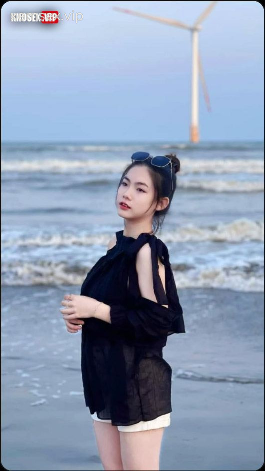 lo-clip-sex-diem-huong-2k6-mat-doi-de-thuong-hinh-03