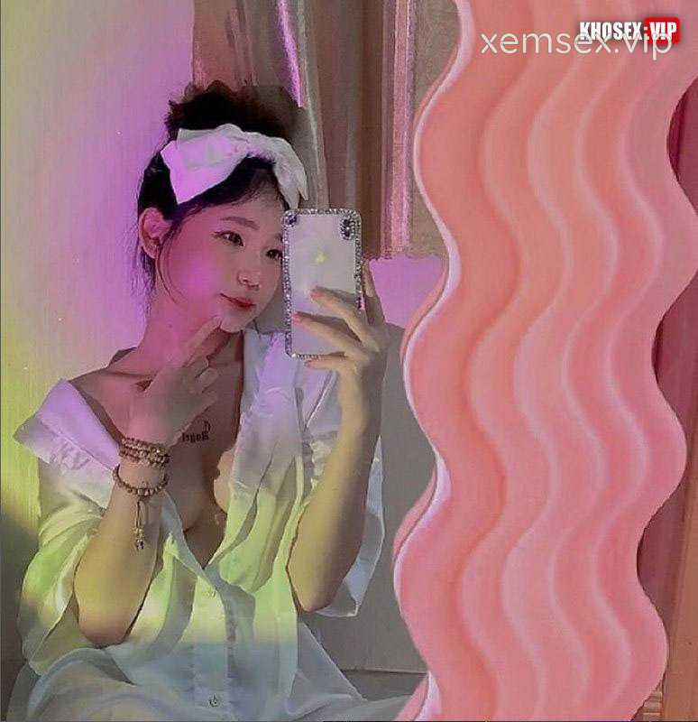 lo-clip-sex-dit-be-cheang-koc-instagram-hinh-02