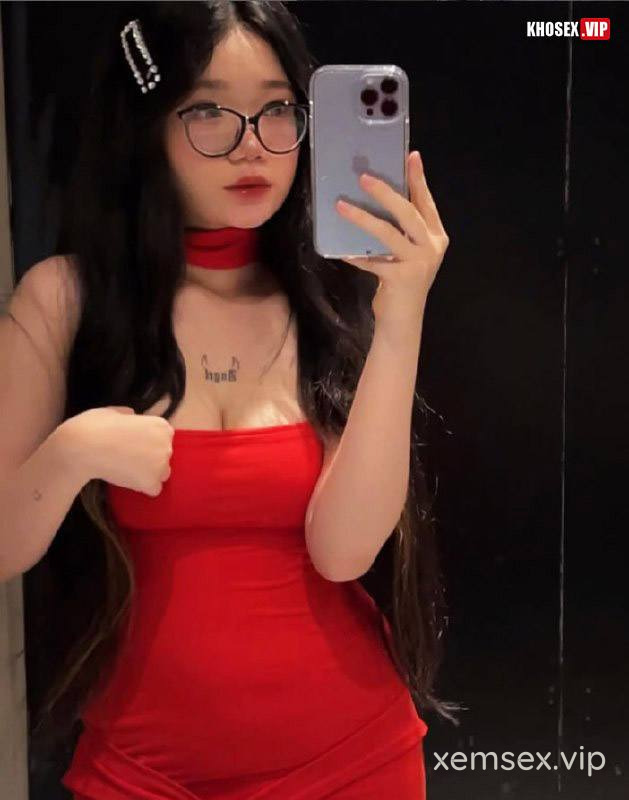 lo-clip-sex-dit-be-cheang-koc-instagram-hinh-03