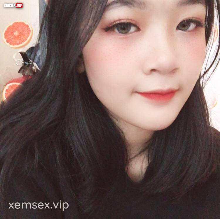 lo-clip-sex-em-hoc-sinh-deo-kinh-mac-ao-dai-dit-voi-ban-trai-full-clip-pic-hinh-08