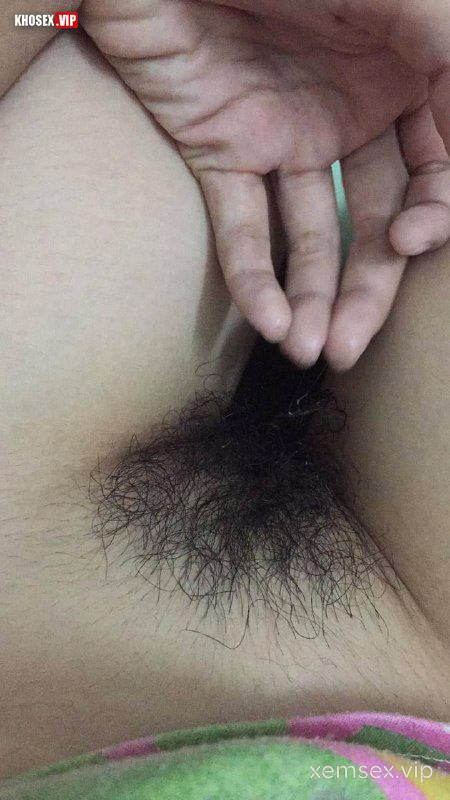 lo-clip-sex-em-hoc-sinh-deo-kinh-mac-ao-dai-dit-voi-ban-trai-full-clip-pic-hinh-19