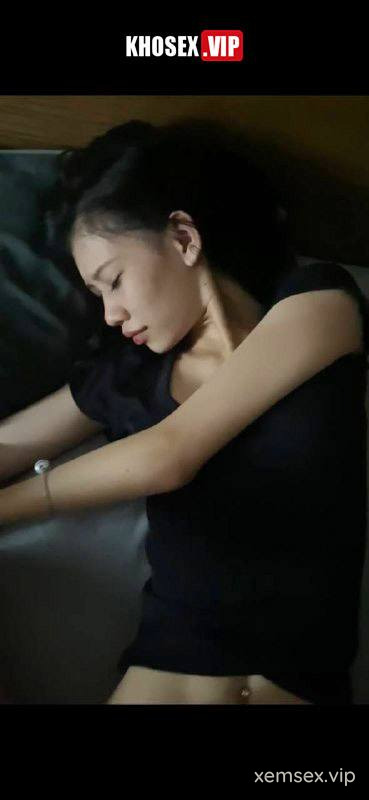 lo-clip-sex-em-uyen-chich-nhau-cuc-phe-voi-ban-trai-hinh-06