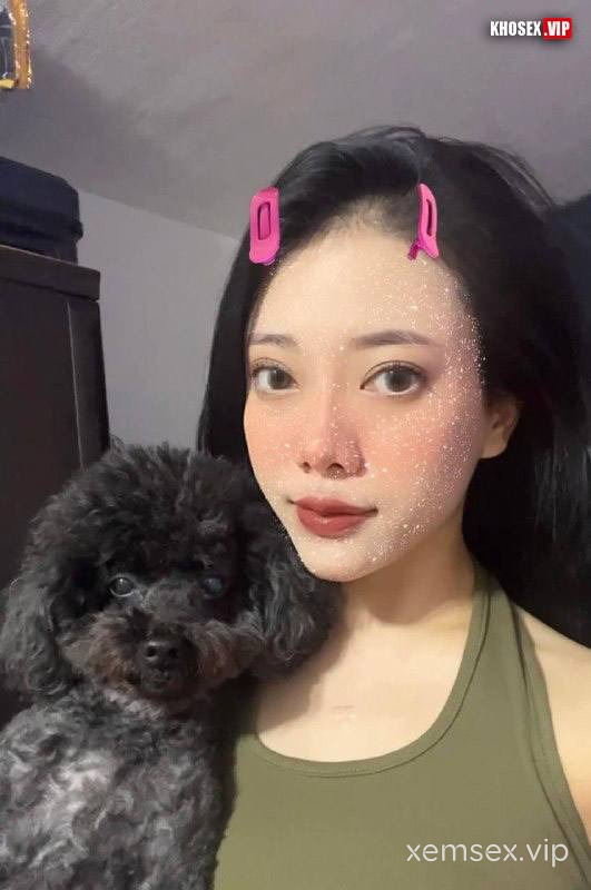lo-clip-sex-mimi-em-suong-qua-anh-ban-vao-lon-em-di-hinh-03