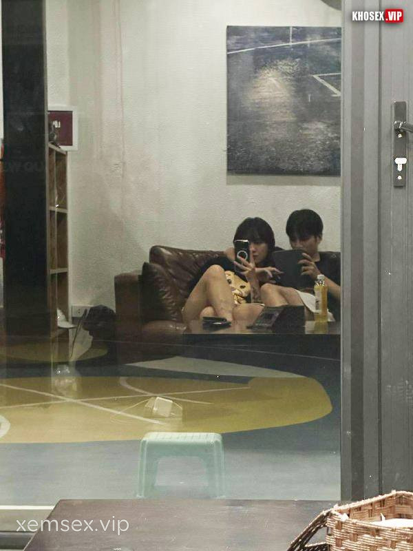 lo-clip-sex-nguyen-minh-hanh-mong-to-nhap-suong-khong-ta-noi-full-clip-pic-hinh-14