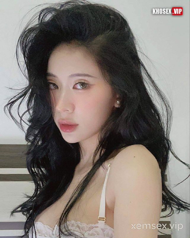 lo-clip-sex-nguyen-vy-cu-gam-bi-nhu-the-nay-em-du-moi-suong-hinh-04