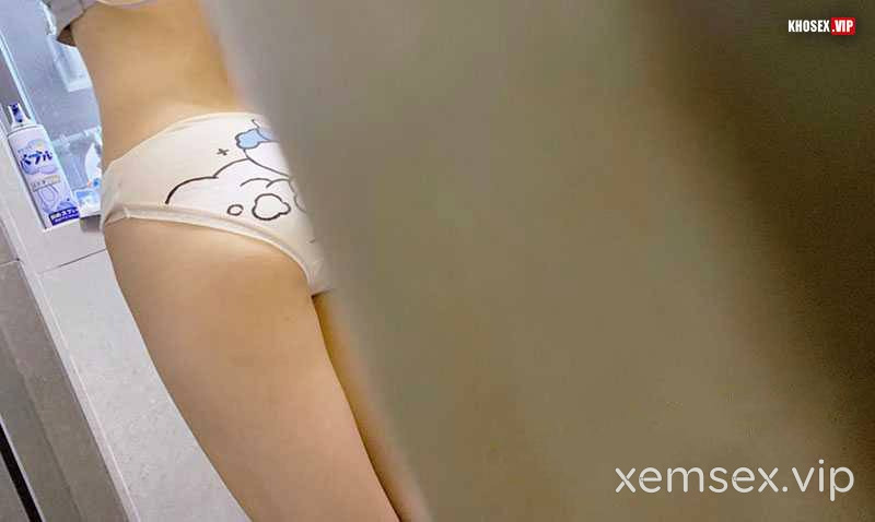 luan-loan-em-gai-tung-cua-full-clip-pic-phan-1-hinh-07