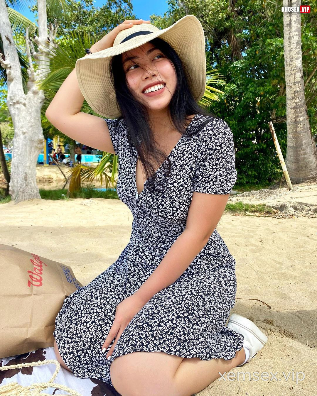 nhi-nguyen-du-hoc-sinh-bi-anh-da-den-cosmonaut-ga-chich-full-3-phan-pic-hinh-13
