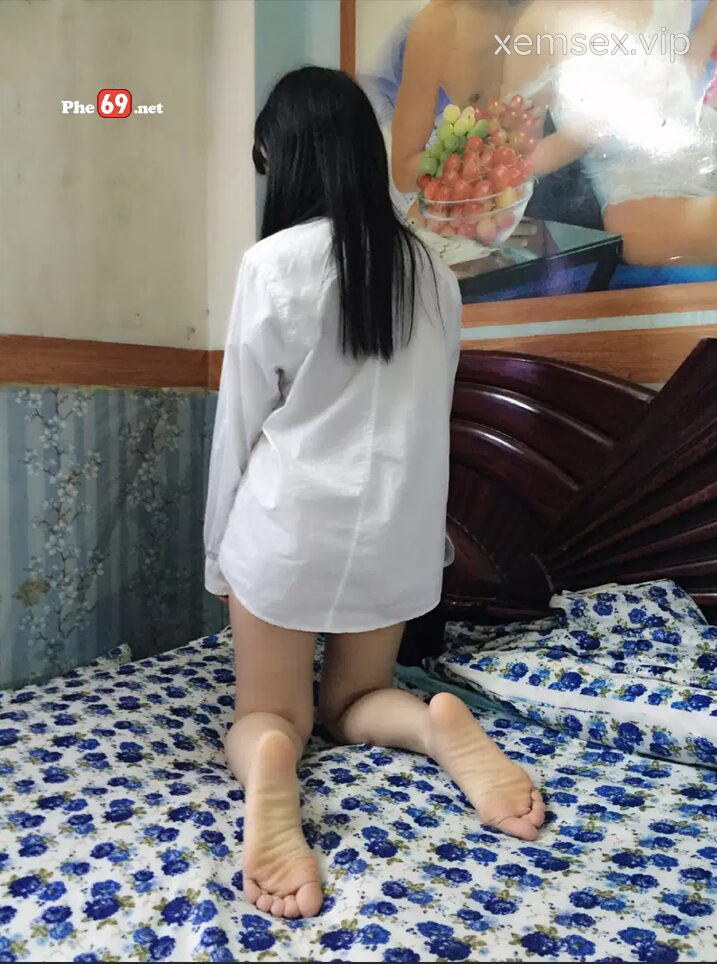 series-gau-sinh-vien-nam-nhat-em-mac-ao-so-mi-trang-hinh-03