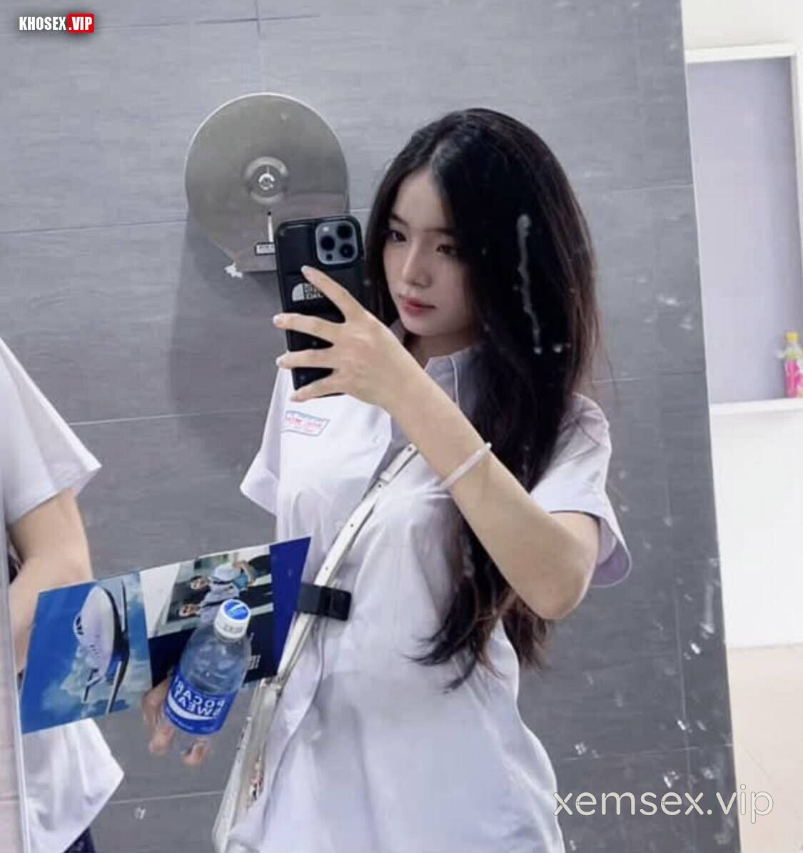 sieu-pham-ly-nhat-mai-thy-2k7-hoc-mon-hinh-01