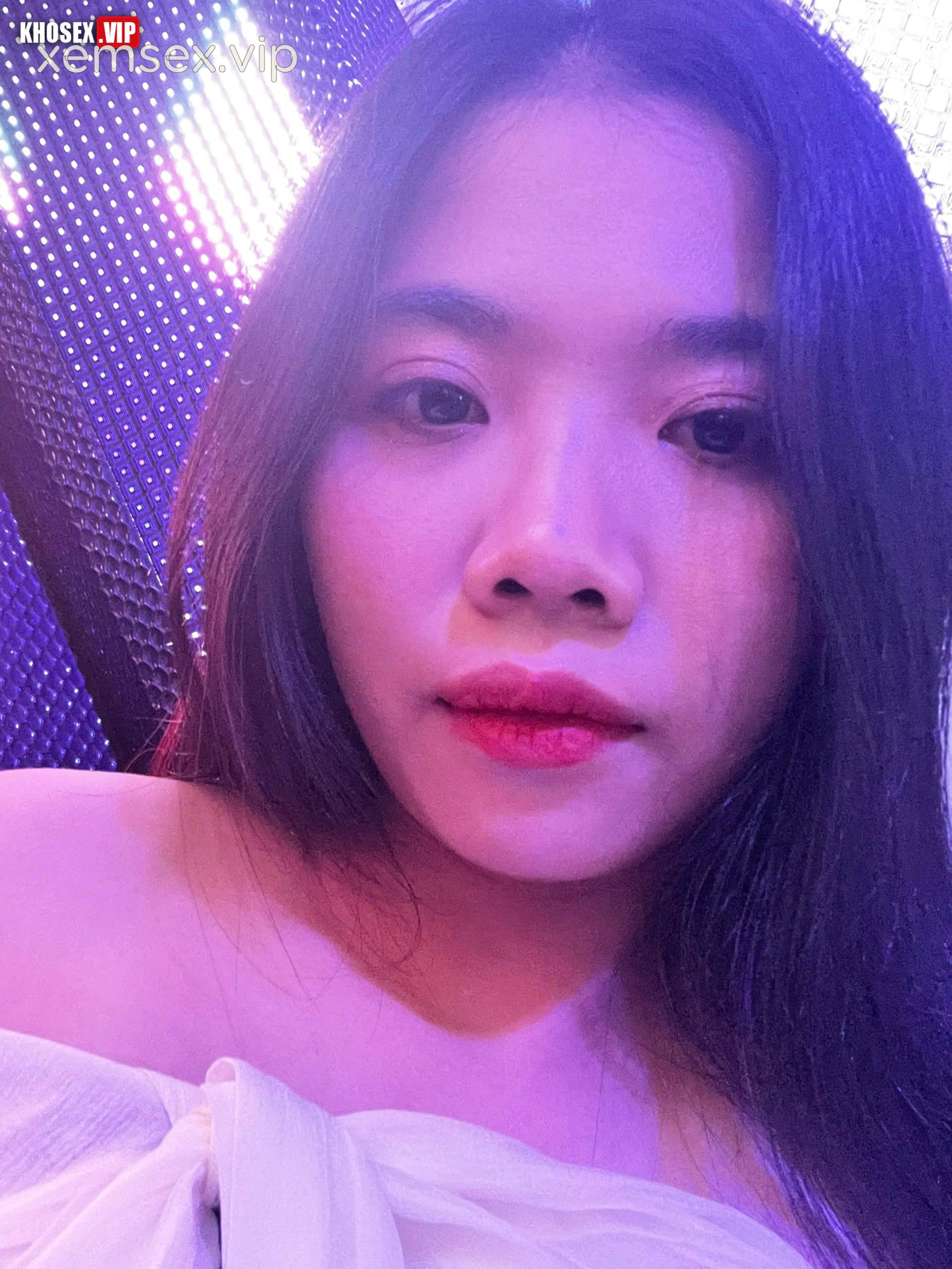 vo-bi-vo-sinh-chong-tim-ban-some-cho-vo-thoa-man-hinh-02