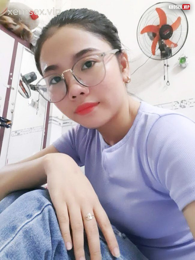 vo-bi-vo-sinh-chong-tim-ban-some-cho-vo-thoa-man-hinh-06