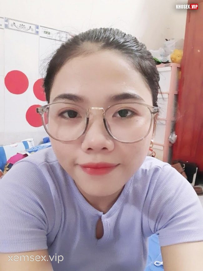 vo-bi-vo-sinh-chong-tim-ban-some-cho-vo-thoa-man-hinh-07