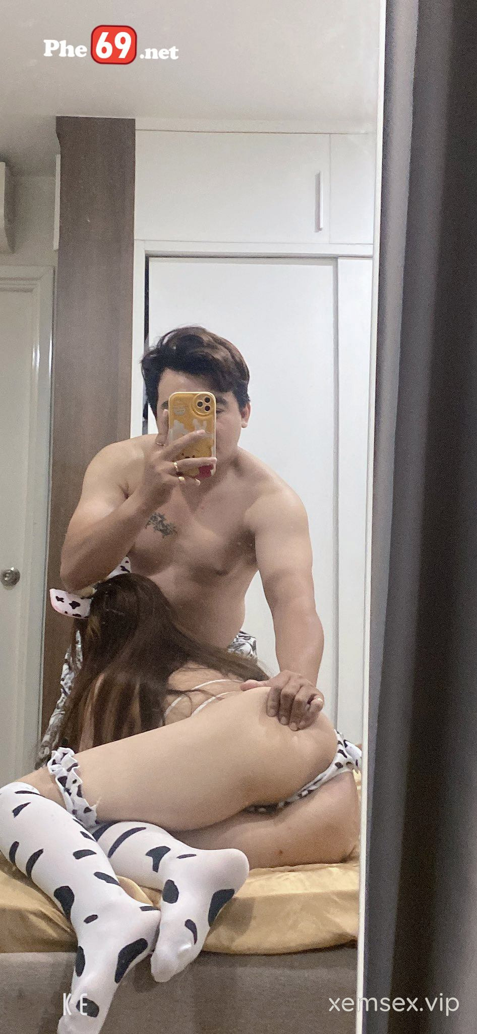 vo-dam-dang-gai-1-con-xinh-xan-thich-bdsm-full-clip-pic-phan-1-hinh-11