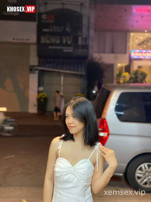 vo-tre-dam-me-bao-dam-bdsm-thich-nhet-buoi-tan-hong-dit-ca-2-lo-full-clip-pic-p2-hinh-07