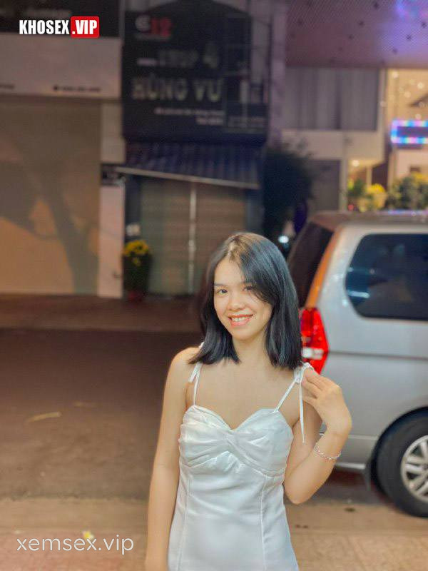 vo-tre-dam-me-bao-dam-bdsm-thich-nhet-buoi-tan-hong-dit-ca-2-lo-full-clip-pic-p2-hinh-08
